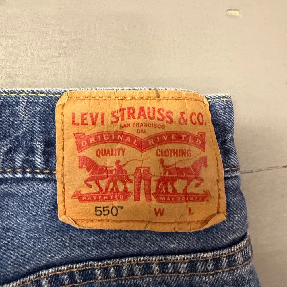 Levis‎ 550 Relaxed Fit Tapered Leg Medium Wash Blue Denim Jeans Mens 46x30